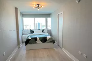 7135 Collins Ave, Miami Beach, FL 33141 - Photo 6