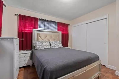 3831 NW 6th Pl, Lauderhill, FL 33311 - Photo 20