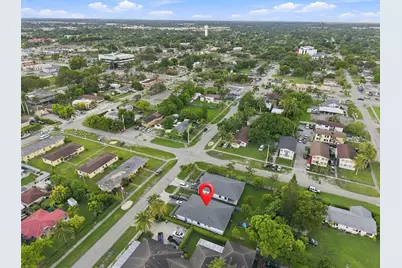 87 NE 12th St, Homestead, FL 33030 - Photo 6