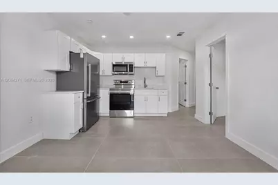 1849 NW 16th St #B, Miami, FL 33125 - Photo 1