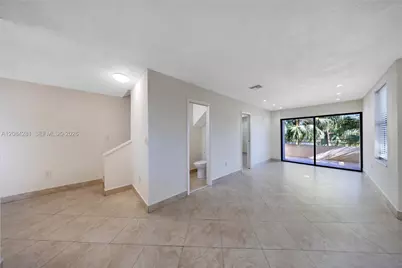 230 Canal St #202, Miami Springs, FL 33166 - Photo 6