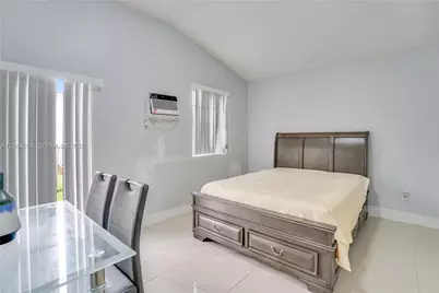 1146 Jann Ave, Opa-Locka, FL 33054 - Photo 24