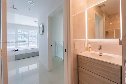 60 SW 13th St #4006, Miami, FL 33130 - Photo 20