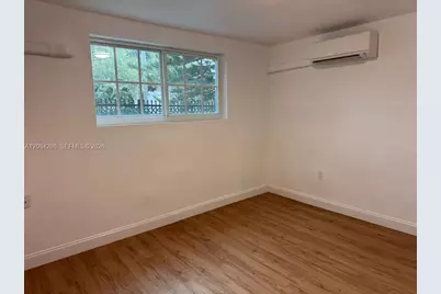 160 NE 55th St #3, Miami, FL 33137 - Photo 4