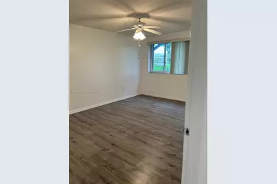 2541 N Nob Hill Rd #109, Sunrise, FL 33322 - Photo 6