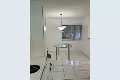2541 N Nob Hill Rd #109, Sunrise, FL 33322 - Photo 4