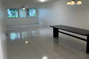 2541 N Nob Hill Rd, Sunrise, FL 33322 - Photo 2
