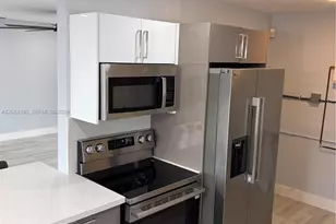 22202 Belinda Ave, Other City - In The State Of Florida, FL 33952 - Photo 6