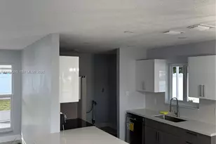 22202 Belinda Ave, Other City - In The State Of Florida, FL 33952 - Photo 4