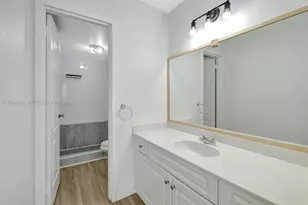 4804 NW 79th Ave, Doral, FL 33166 - Photo 14