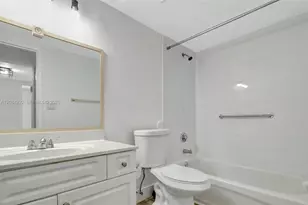 4804 NW 79th Ave, Doral, FL 33166 - Photo 8
