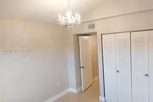 2841 N Oakland Forest Dr, Oakland Park, FL 33309 - Photo 14