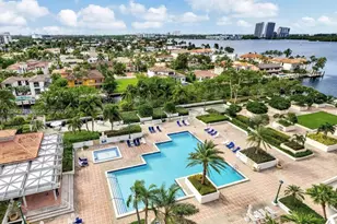 1000 W Island Blvd, Aventura, FL 33160 - Photo 50