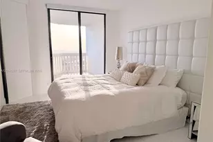 1000 W Island Blvd, Aventura, FL 33160 - Photo 26