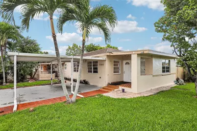 3395 SW 88th Pl, Miami, FL 33165 - Photo 2