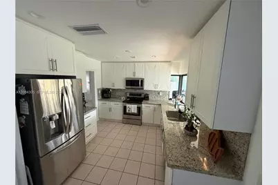 308 NW 19th St #0, Homestead, FL 33030 - Photo 4