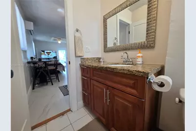 1430 N 68th Ave #B, Hollywood, FL 33024 - Photo 10