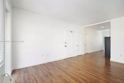320 80th St #14, Miami Beach, FL 33141 - Photo 16