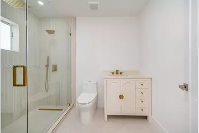 9361 SW 27th St, Miami, FL 33165 - Photo 20