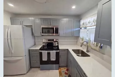 3051 E Sunrise Lakes Dr #211, Sunrise, FL 33322 - Photo 8