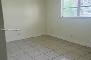 4163 SW 67th Ave, Davie, FL 33314 - Photo 12