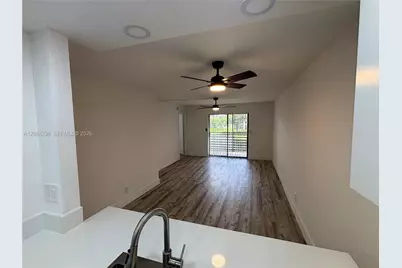 10304 Sunrise Lakes Blvd #209, Sunrise, FL 33322 - Photo 16