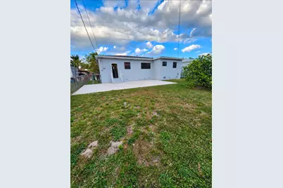 130 E 35th St, Hialeah, FL 33013 - Photo 22