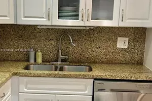 329 SE 3rd St, Hallandale Beach, FL 33009 - Photo 18