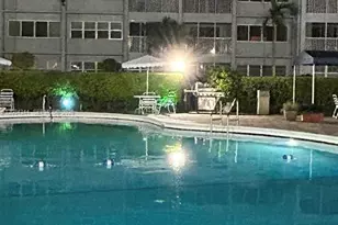 329 SE 3rd St, Hallandale Beach, FL 33009 - Photo 20