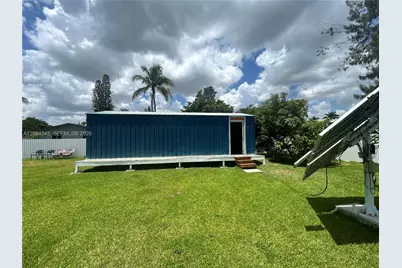 1843 NW 107th St, Miami, FL 33167 - Photo 24