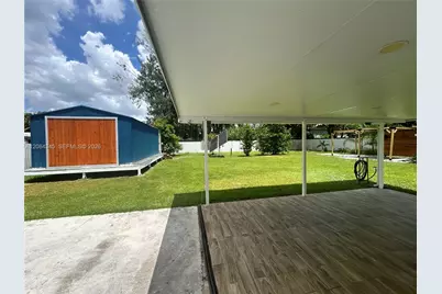1843 NW 107th St, Miami, FL 33167 - Photo 22