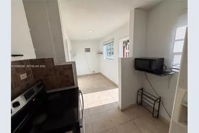 2212 Grant St #2, Hollywood, FL 33020 - Photo 4