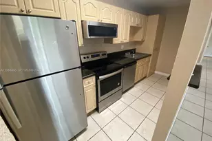 4154 NW 79th Ave, Doral, FL 33166 - Photo 10