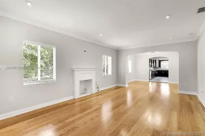 375 SW 20th Rd #1, Miami, FL 33129 - Photo 8