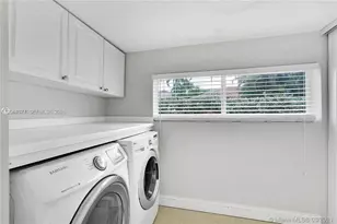 375 SW 20th Rd, Miami, FL 33129 - Photo 2