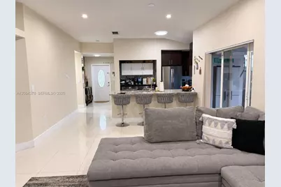 5260 NW 184th Ln, Miami Gardens, FL 33055 - Photo 10