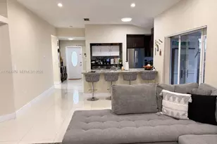 5260 NW 184th Ln, Miami Gardens, FL 33055 - Photo 10