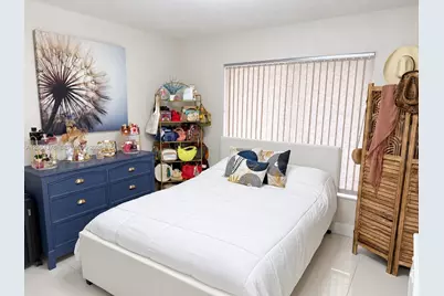 5260 NW 184th Ln, Miami Gardens, FL 33055 - Photo 12