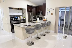 5260 NW 184th Ln, Miami Gardens, FL 33055 - Photo 6