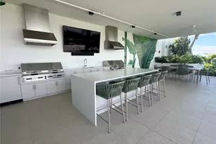 2200 Brickell Ave, Miami, FL 33129 - Photo 40