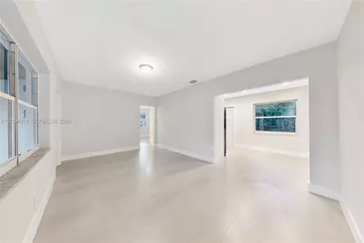 11702 NW 1st Ave #11702, Miami, FL 33168 - Photo 6