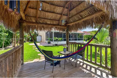 14010 Appalachian Trl, Davie, FL 33325 - Photo 32