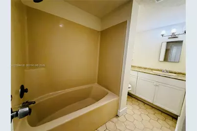 5737 Grant St #2, Hollywood, FL 33021 - Photo 6