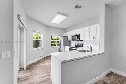 6649 Via Regina #, Boca Raton, FL 33433 - Photo 4