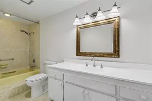 4330 Hillcrest Dr, Hollywood, FL 33021 - Photo 22