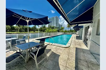 1740 NW N River Dr #516, Miami, FL 33125 - Photo 12