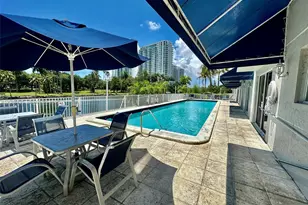 1740 NW N River Dr, Miami, FL 33125 - Photo 12