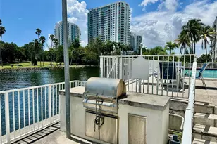 1740 NW N River Dr, Miami, FL 33125 - Photo 16
