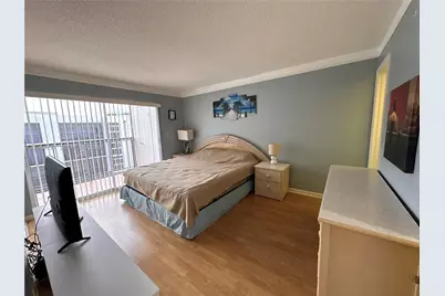 201 178th Dr #527, Sunny Isles Beach, FL 33160 - Photo 28