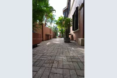 2706 Kinsington Cir #23-2, Weston, FL 33332 - Photo 32